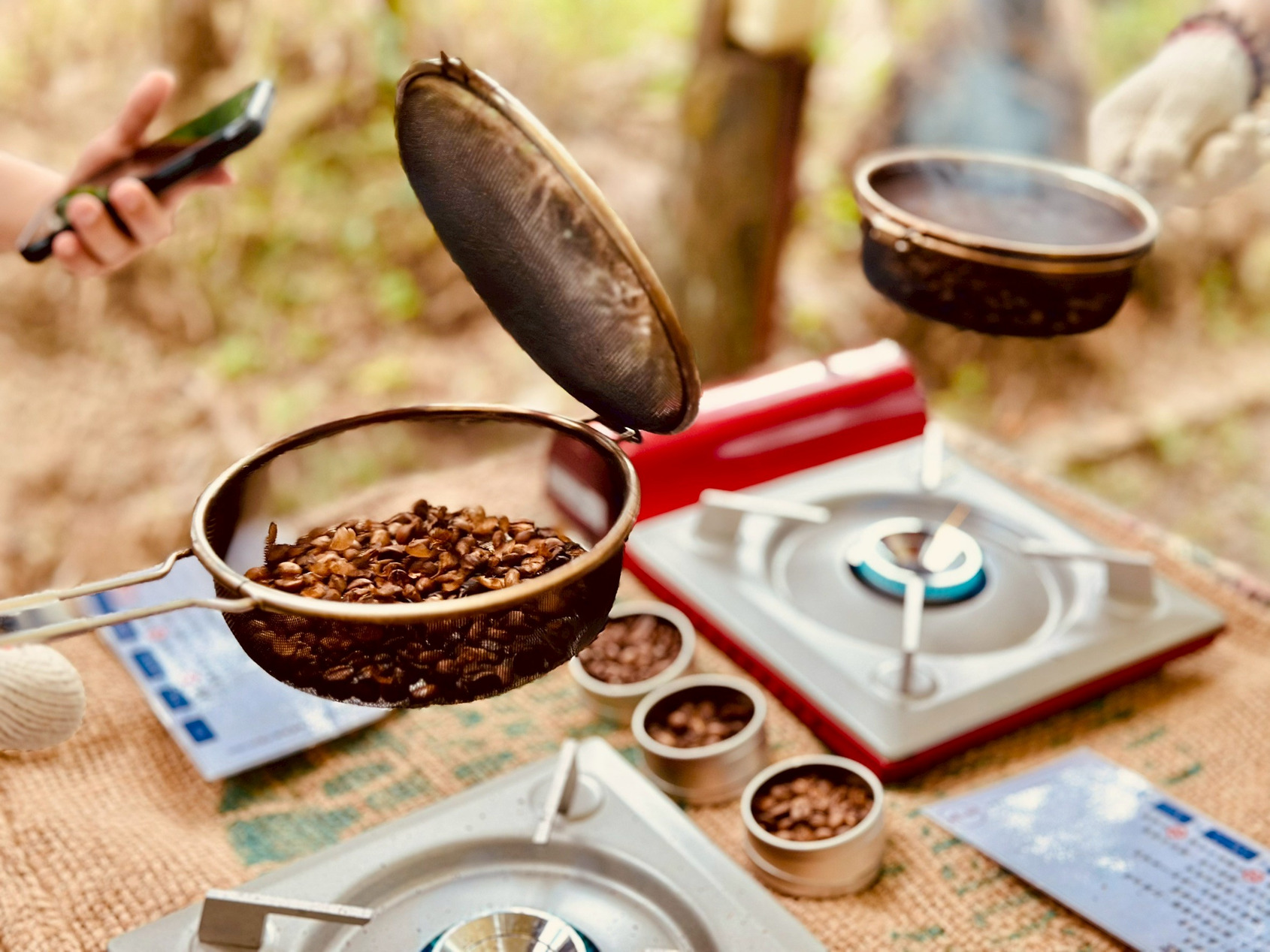 秘境のコーヒー農園を訪ねて